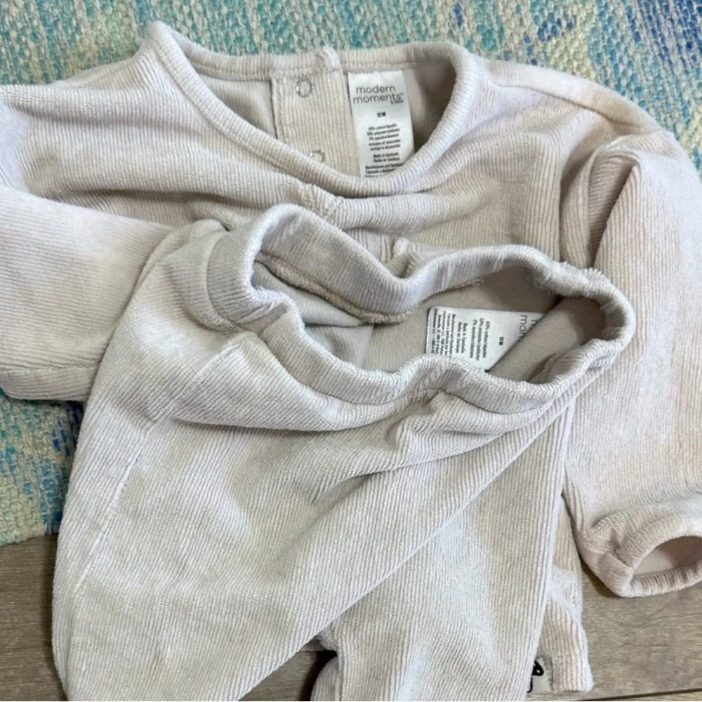 Modern Moments by Gerber Baby Boy Long Sleeve Velour Top & Pant Outfit Set